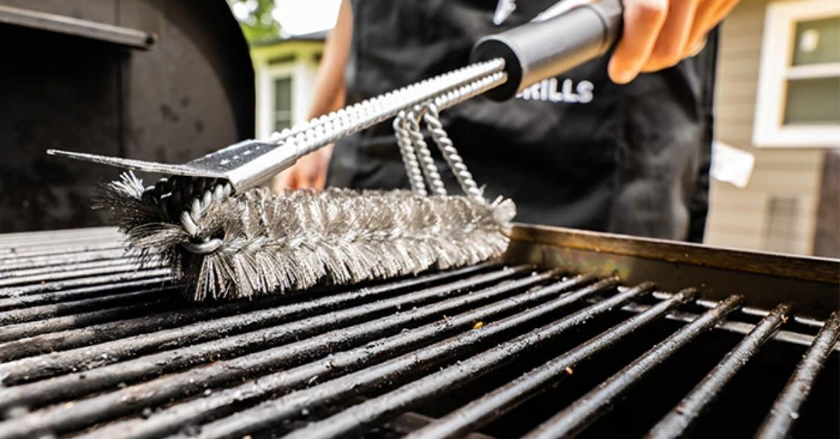 Grill Brush Bristle Free, Safe BBQ Brush Cleaner and Scraper for Outdoor  Grill, 18” Stainless Grill Grate Scrubber, Cleaning Brushes for Porcelain