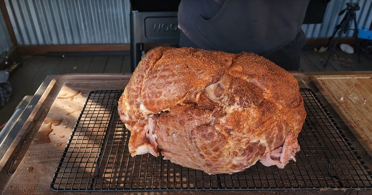 how to season the smoked ham