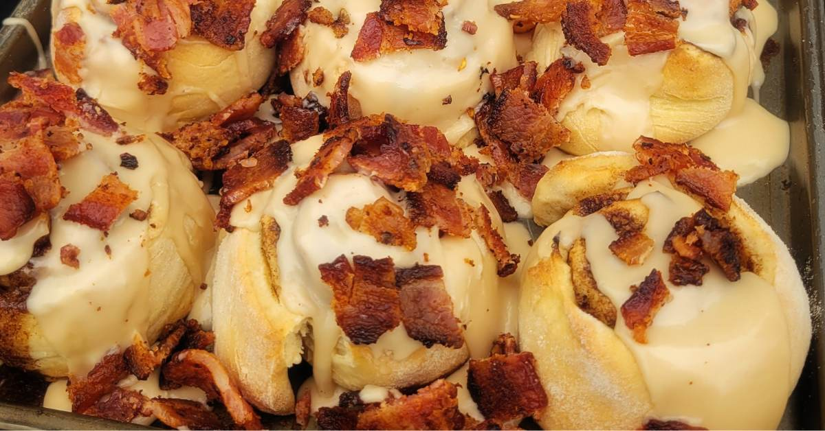 Smoked Cinnamon Rolls with Bacon Topping