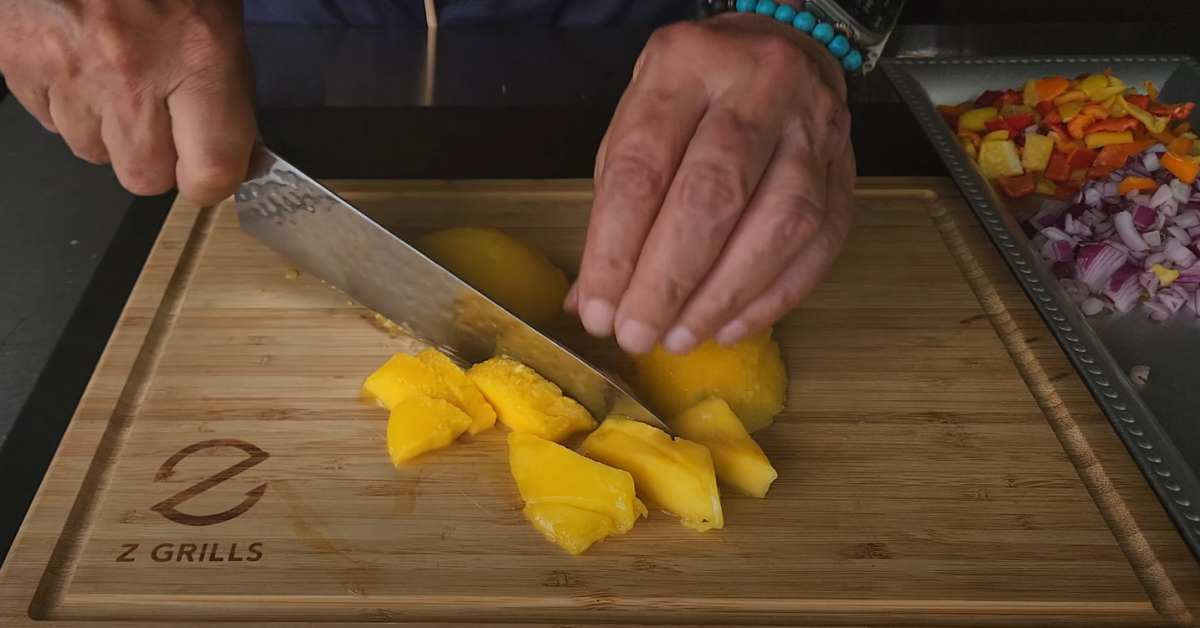 Chop Up a Mango