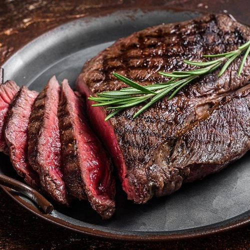 Top round steak cooking top
