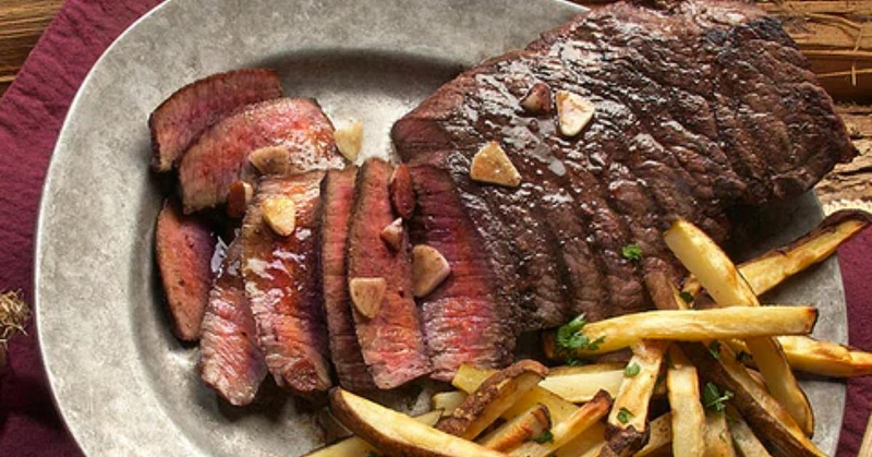 SMOKE-ROASTED BEEF TENDERLOIN (1)