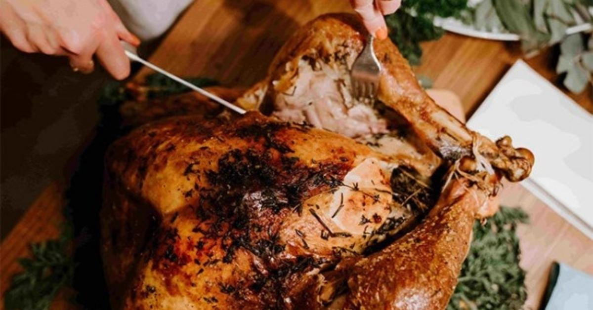 https://mlbigjgmxvf5.i.optimole.com/w:auto/h:auto/q:100/https://blog.zgrills.com/wp-content/uploads/2022/03/Smoked-Turkey.jpg