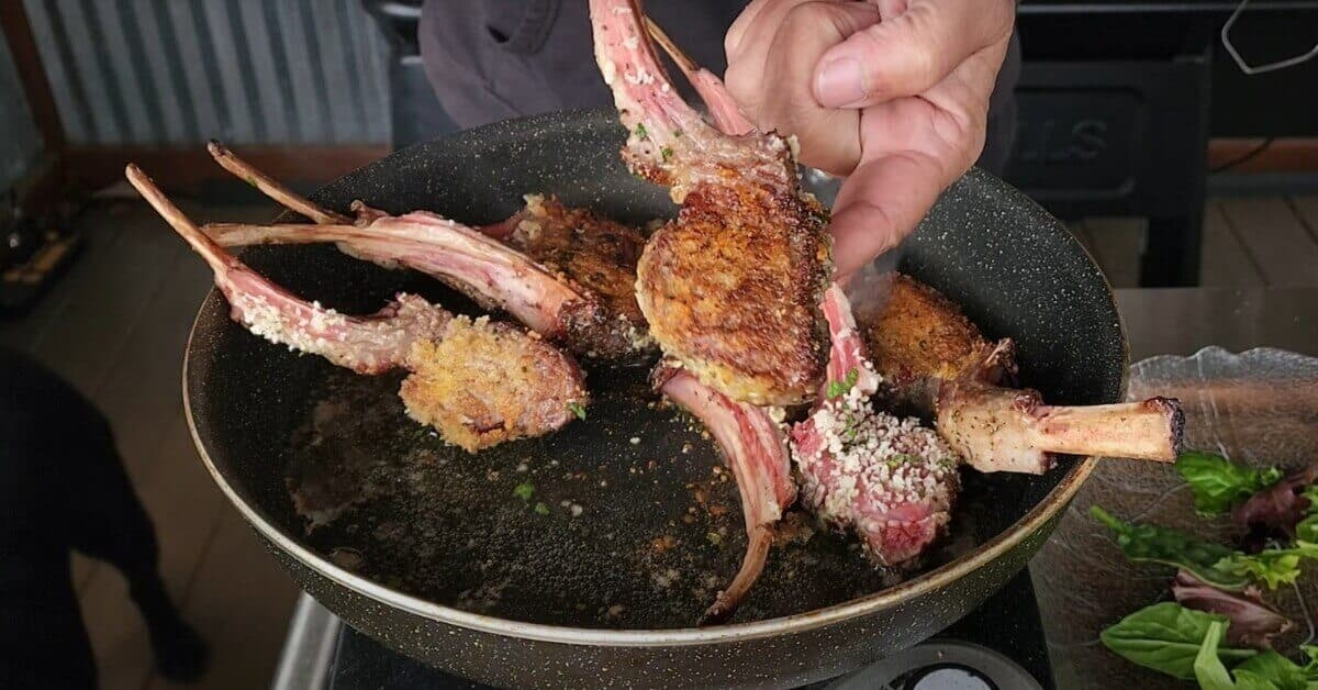 Saute the Lamb Chops in a Skillet